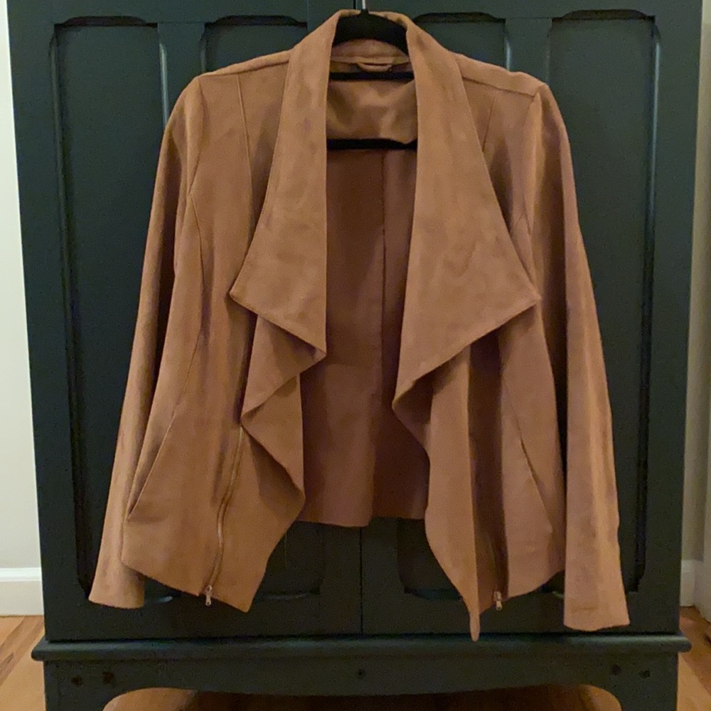 Sophisticated Faux Suede/Leather Jacket With An Open Front Drape